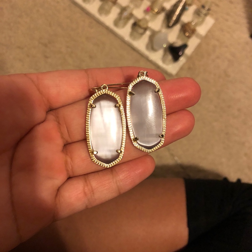 Kendra Scott slate/gld earrings